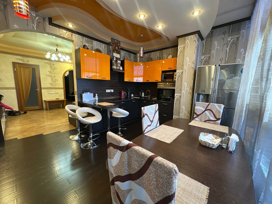 Купить 3-комнатную квартиру